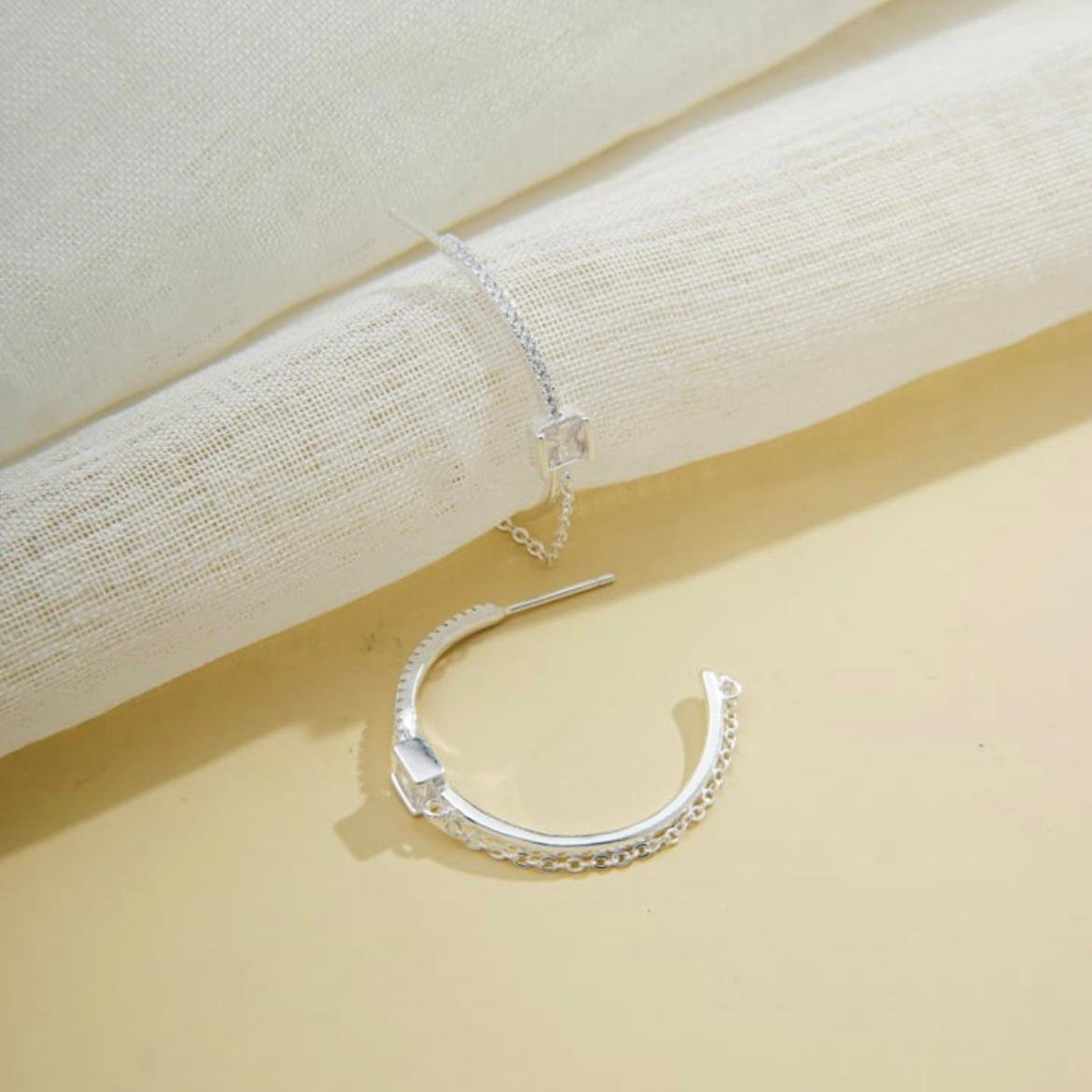 Brinco Argola c/ Corrente