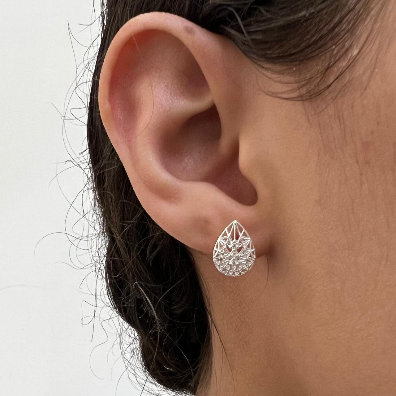 Brinco Gota Renda Italiana