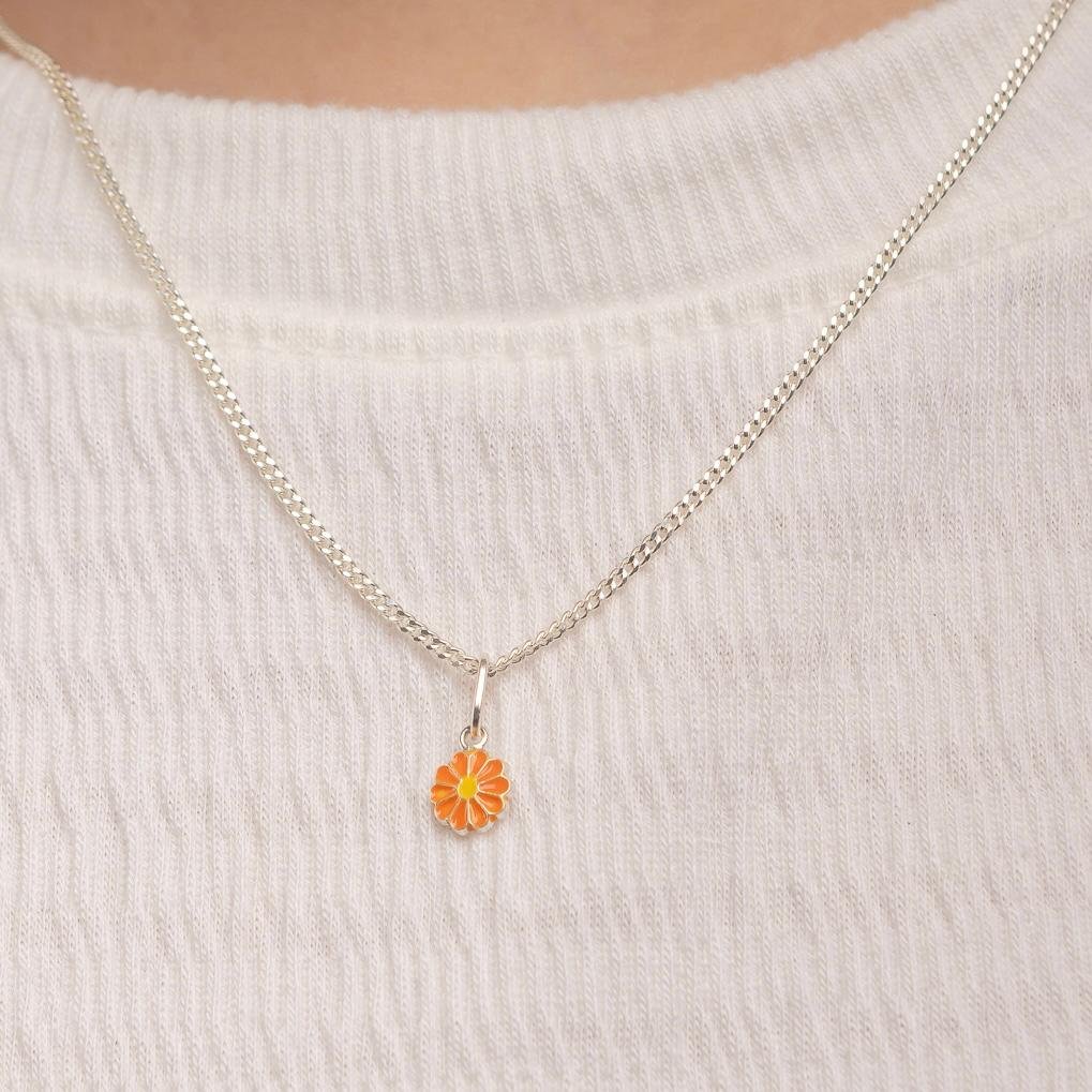 Brinco ou Pingente Bebê Flor