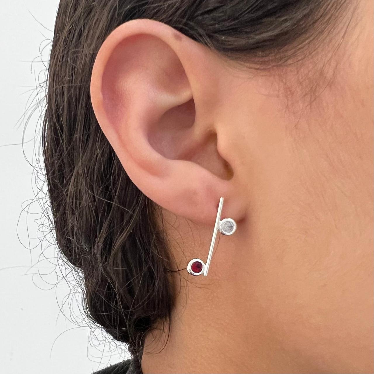 Brinco Palito Detalhe Zirconia